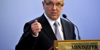 Matolcsy: telefonadó jön - bankadó megy?