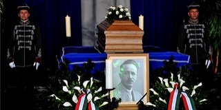 Keresik a megoldást Nyirő József hamvainak Erdélybe szállítására Keresik a megoldást Nyirő József hamvainak Erdélybe szállítására