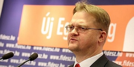 Egy év múlva léphet életbe az új büntető törvénykönyv Egy év múlva léphet életbe az új büntető törvénykönyv