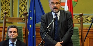 Habsburg György és Komlósi László jelentették be a PTE-Vöröskereszt megállapodást