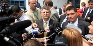 Kövér: a kormánynak nem érdeke a feszültség élezése Kövér: a kormánynak nem érdeke a feszültség élezése