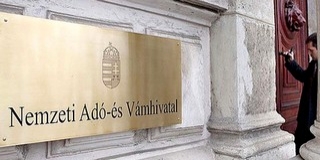 Hatékony a NAV: 156,5 milliárdot hajtottak be május végéig