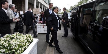 Aprópénzzel próbálta megdobni Orbánt – elvezették Aprópénzzel próbálta megdobni Orbánt – elvezették