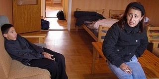 Nem toloncolják ki a mohácsi romákat Kanadából, de ha mégis, lehet, hogy más országba mennek