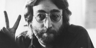 John Lennon személyes tárgyai, rajzai a Művészetek Házában John Lennon személyes tárgyai, rajzai a Művészetek Házában