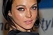 Topless pincérnőnek áll Lindsay Lohan Topless pincérnőnek áll Lindsay Lohan