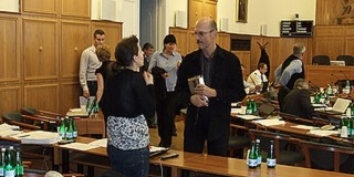 Húszmilliót kap a PEAC a várostól, a Zsolnay-gyárról a hónap végéig születik állami döntés Húszmilliót kap a PEAC a várostól, a Zsolnay-gyárról a hónap végéig születik állami döntés