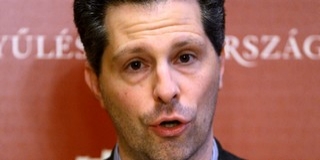 Az LMP perelné Orbánt - de lehet, hogy nincs miért