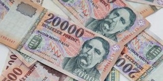 Beváltotta ígéretét: lemondott a bankszövetség elnöke Beváltotta ígéretét: lemondott a bankszövetség elnöke
