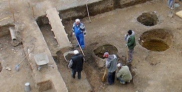 Ügyészségen a Kossuth téri ásatás Ügyészségen a Kossuth téri ásatás