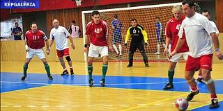 A szurkolók is jól jártak és a Gyermekklinika is a szombati focigálán