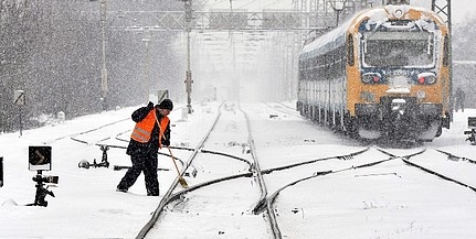 Fél órát is késhetnek a vonatok a Budapest-Pécs vonalon Fél órát is késhetnek a vonatok a Budapest-Pécs vonalon