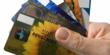 Tranzakciós illeték után: sok pénz spórolható jó bankválasztással Tranzakciós illeték után: sok pénz spórolható jó bankválasztással