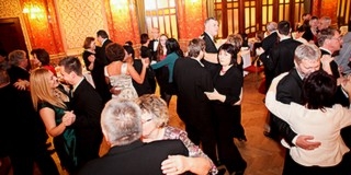 Idén kevés volt a bál Pécsett és drága is, fejenként 15 ezer alatt aligha volt megúszható