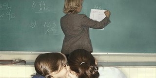 Minden hónapban 5-éig megkapják fizetésüket a pedagógusok