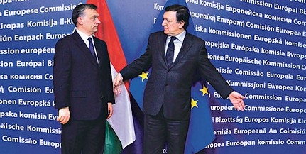 Barroso telefonon győzködte Orbánt a magyar alkotmányról Barroso telefonon győzködte Orbánt a magyar alkotmányról