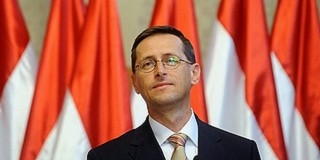 Varga: az energiaszektor kibírta a rezsicsökkentést Varga: az energiaszektor kibírta a rezsicsökkentést