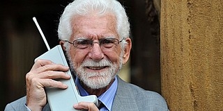 40 éve indították el az első mobiltelefon-hívást 40 éve indították el az első mobiltelefon-hívást