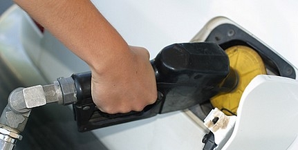 Jelentősen csökken a benzin ára, kisebb mértékben a gázolajé Jelentősen csökken a benzin ára, kisebb mértékben a gázolajé