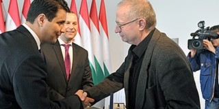 Szabad Sajtó-díjat kapott a szociktól Spiró György