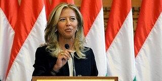Fidesz: az MSZP nemhogy ingyenjegyet, nyugdíjat sem adna Fidesz: az MSZP nemhogy ingyenjegyet, nyugdíjat sem adna