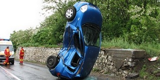 Baleset Pécs mellett, egy sérültet mentőhelikopter vitt el Baleset Pécs mellett, egy sérültet mentőhelikopter vitt el