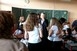 A nagy V-nél vagyunk: Ó, IÓ, CIÓ, ÁCIÓ, KÁCIÓ, AKÁCIÓ, VAKÁCIÓ! A nagy V-nél vagyunk: Ó, IÓ, CIÓ, ÁCIÓ, KÁCIÓ, AKÁCIÓ, VAKÁCIÓ!