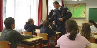 Jutalomtábort rendez a pécsi rendőrség kisdiákoknak Jutalomtábort rendez a pécsi rendőrség kisdiákoknak