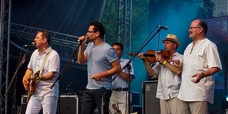 Megkezdődött Orfűn Lovasi Andrásék idei rock fesztiválja Megkezdődött Orfűn Lovasi Andrásék idei rock fesztiválja