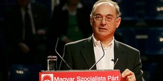 Az MSZP szerint az Orbán-kormány hét csapást mért a gazdaságra