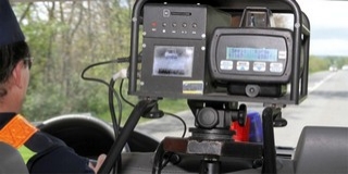 A rendőrök szerint traffipax kell, nem elég a sebességkorlátozás