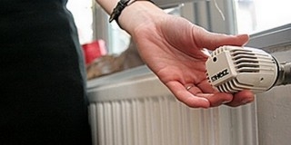 Csaló járja a pécsi lakásokat a PÉTÁV Kft. nevében Csaló járja a pécsi lakásokat a PÉTÁV Kft. nevében