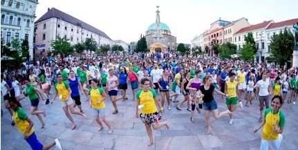 Erdő Péter a pécsi HungaRión: „Vigyünk hitet az életünkbe!” Erdő Péter a pécsi HungaRión: „Vigyünk hitet az életünkbe!”