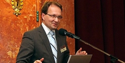 Bajnai folytatja a sumákolást, mondja Hoppál szóvivő Bajnai folytatja a sumákolást, mondja Hoppál szóvivő