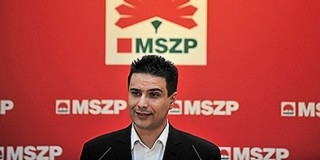 Mesterházy: Nem egy ember dönt arról, milyen országot akarunk Mesterházy: Nem egy ember dönt arról, milyen országot akarunk