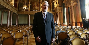 Pálinkás József az MTA új elnöke Pálinkás József az MTA új elnöke