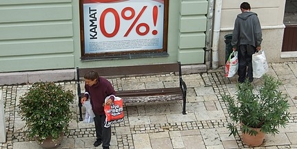 Ezentúl bizonyos helyekről Pécsett is kitilthatják a kéregetőket és a hajléktalanokat Ezentúl bizonyos helyekről Pécsett is kitilthatják a kéregetőket és a hajléktalanokat