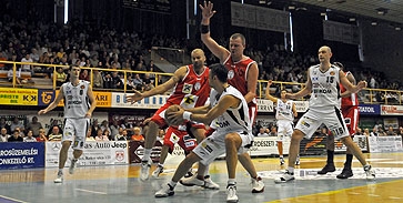 Hazai pályán vesztett a PVSK Hazai pályán vesztett a PVSK