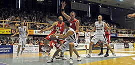 Hazai pályán vesztett a PVSK