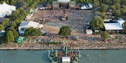 Megfenyegették Zamárdi jegyzőjét a Balaton Sound miatt Megfenyegették Zamárdi jegyzőjét a Balaton Sound miatt