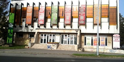 Indul az évad a Pécsi Harmadik Színházban is Indul az évad a Pécsi Harmadik Színházban is