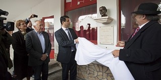 Szobrot emeltek Horn Gyula tiszteletére Szobrot emeltek Horn Gyula tiszteletére