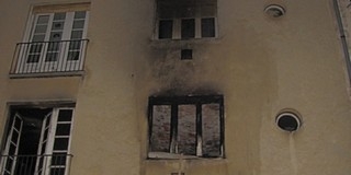 Lakástűz volt az Apáca utcában - egy ember életét vesztette