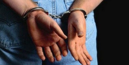 Kertvárosban két körözött bűnőzőt is lekapcsoltak a pécsi zsaruk Kertvárosban két körözött bűnőzőt is lekapcsoltak a pécsi zsaruk