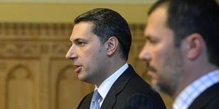 A kormány átvállalja Pécs 12 milliárdnyi adósságát is