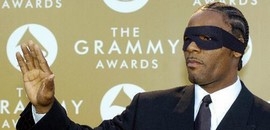 R. Kelly ügy: lefizetett koronatanú? R. Kelly ügy: lefizetett koronatanú?