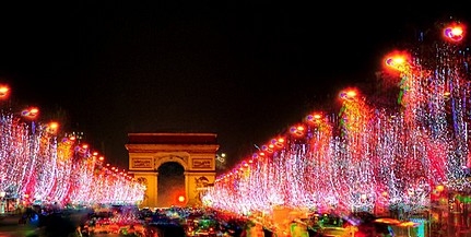 Szilveszter Párizsban: búcsúztassa a Champs Elysées-n 2013-at, egy grandiózus utcabálon! Szilveszter Párizsban: búcsúztassa a Champs Elysées-n 2013-at, egy grandiózus utcabálon!