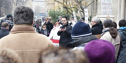 Vona Gábor a bíróságok függetlenségéért demonstrált Vona Gábor a bíróságok függetlenségéért demonstrált