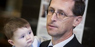 Varga szerint egyre népszerűbb az új babakötvény Varga szerint egyre népszerűbb az új babakötvény