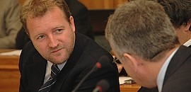 Hogyan ellenőrzik az EKF-központot? Hogyan ellenőrzik az EKF-központot?